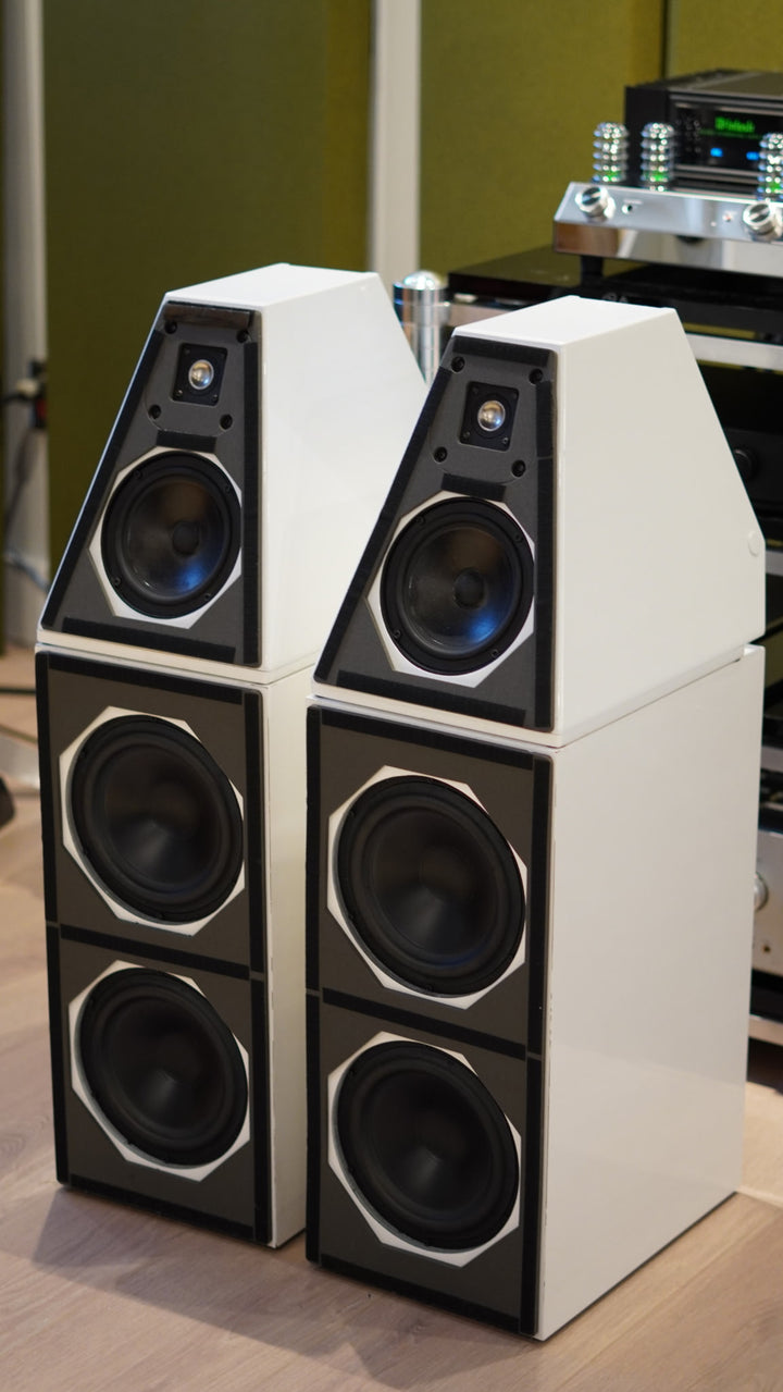 Wilson Audio Watt 3 III Puppy 2 II Upgraded to 5 in Gloss White EXCELLENT