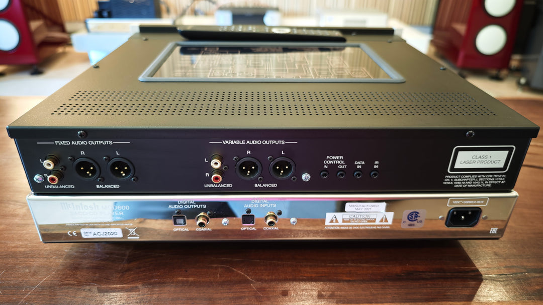 McIntosh MCD600 SACD CD Player Transport w Box & Remote EXCELLENT