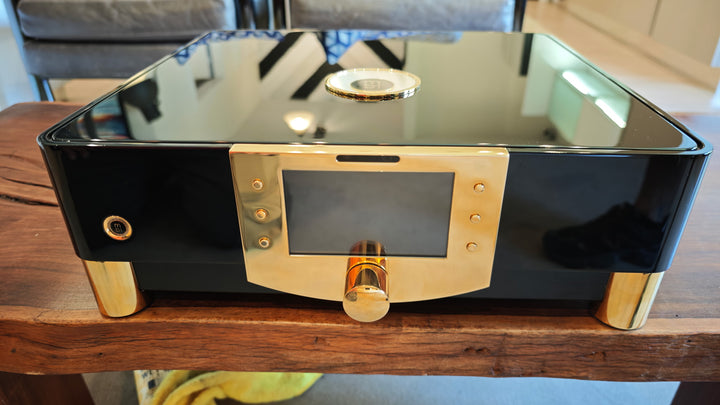 MBL N51 Integrated Amplifier in Gloss Black & Gold w Box EXCELLENT