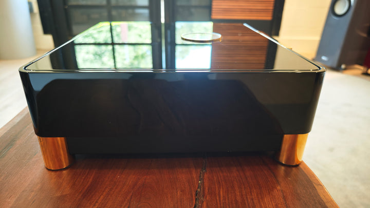 MBL N51 Integrated Amplifier in Gloss Black & Gold w Box EXCELLENT