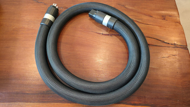 Shunyata Research Sigma NR 20A Power Cable 1.75M C19 20 Amp EXCELLENT