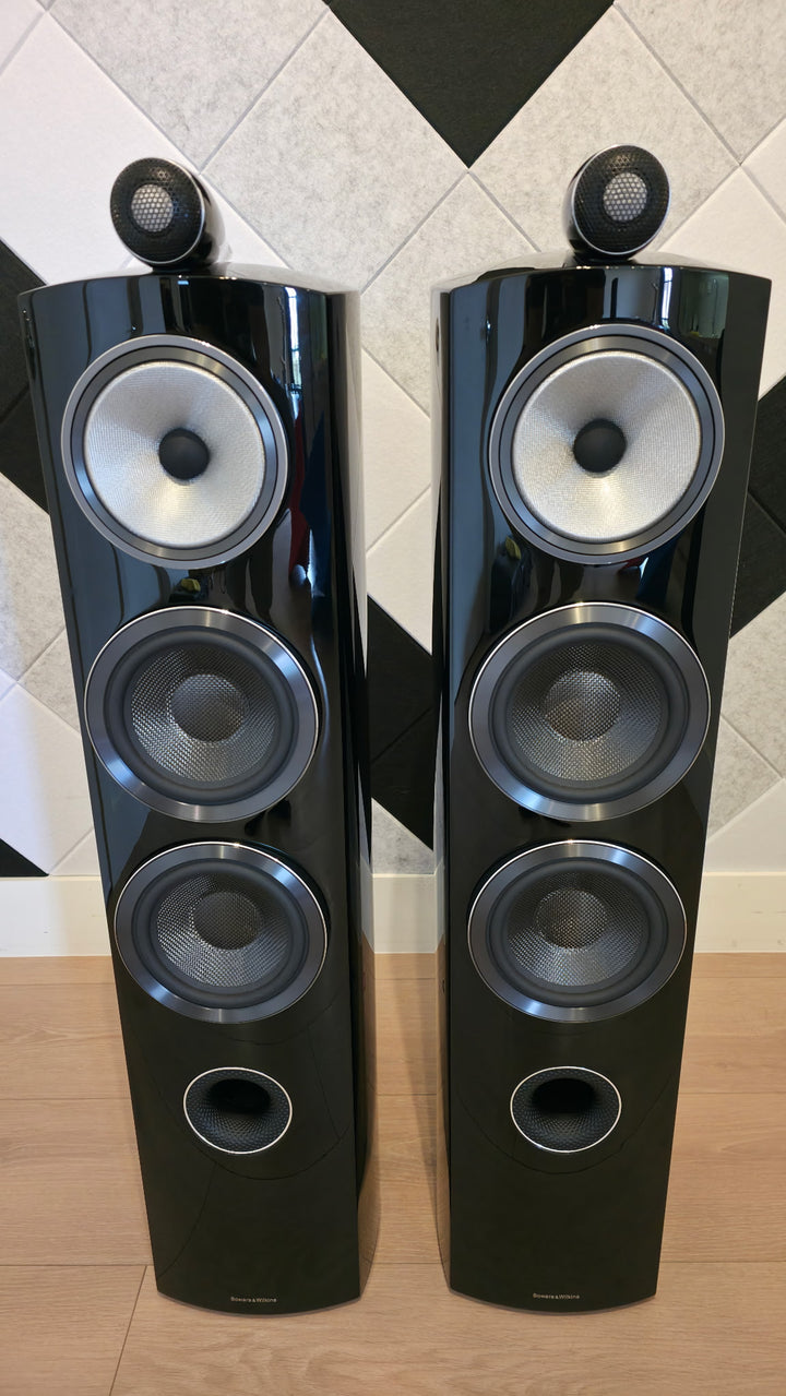 B&W Bowers & Wilkins 804 D3 in Gloss Black EXCELLENT