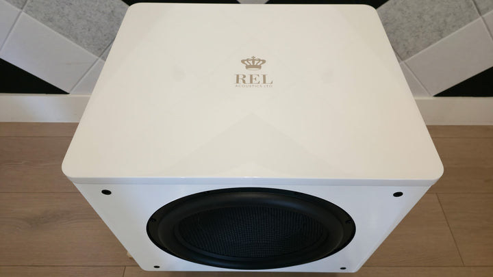 REL Acoustics HT/1510 Subwoofer in White MINT, Only 2 Months Old