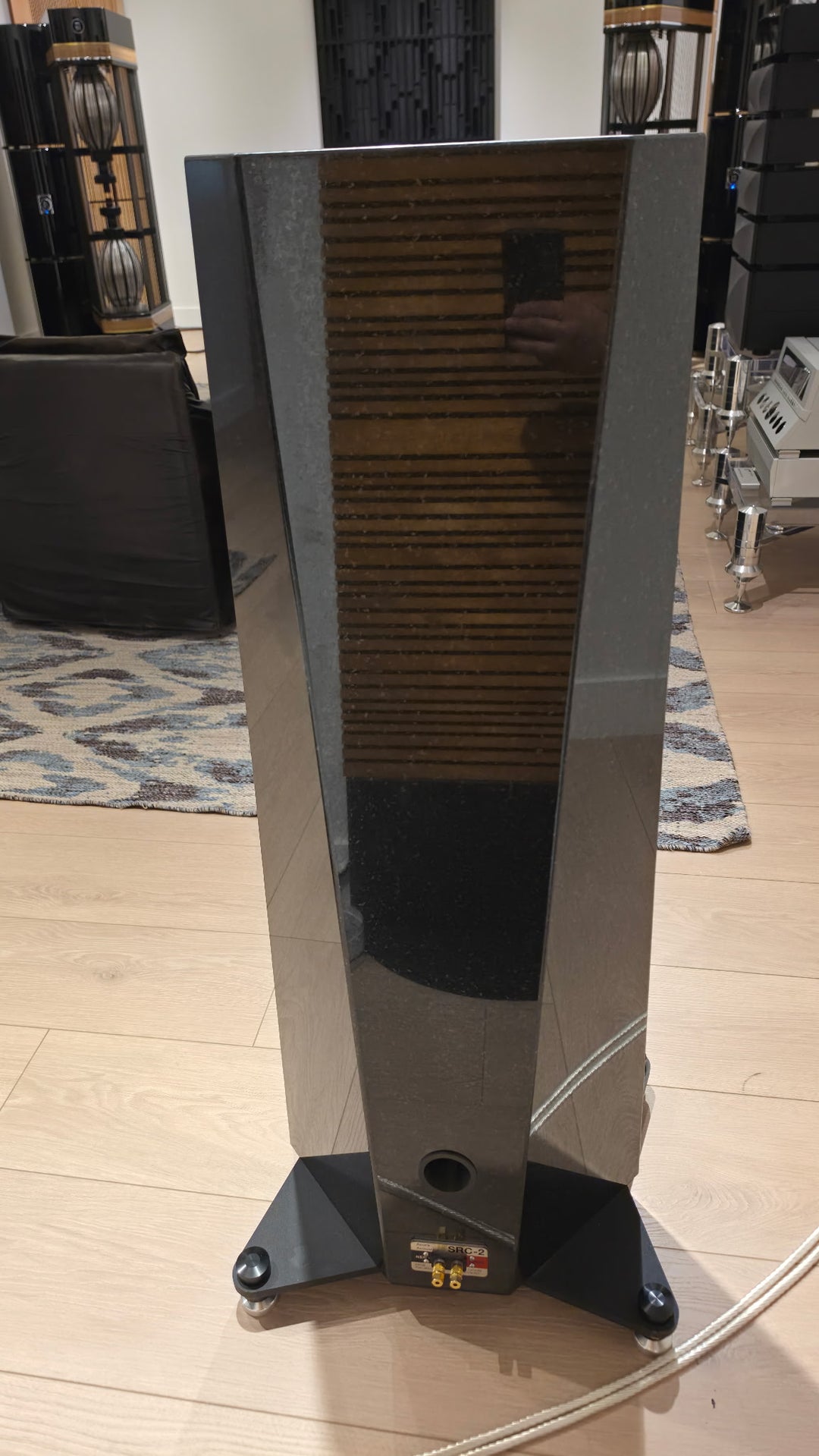Acora Acoustics SRC-2 Full-Range Speakers in Nero Assoluto Black Granite w Crates EXCELLENT STORE DEMO