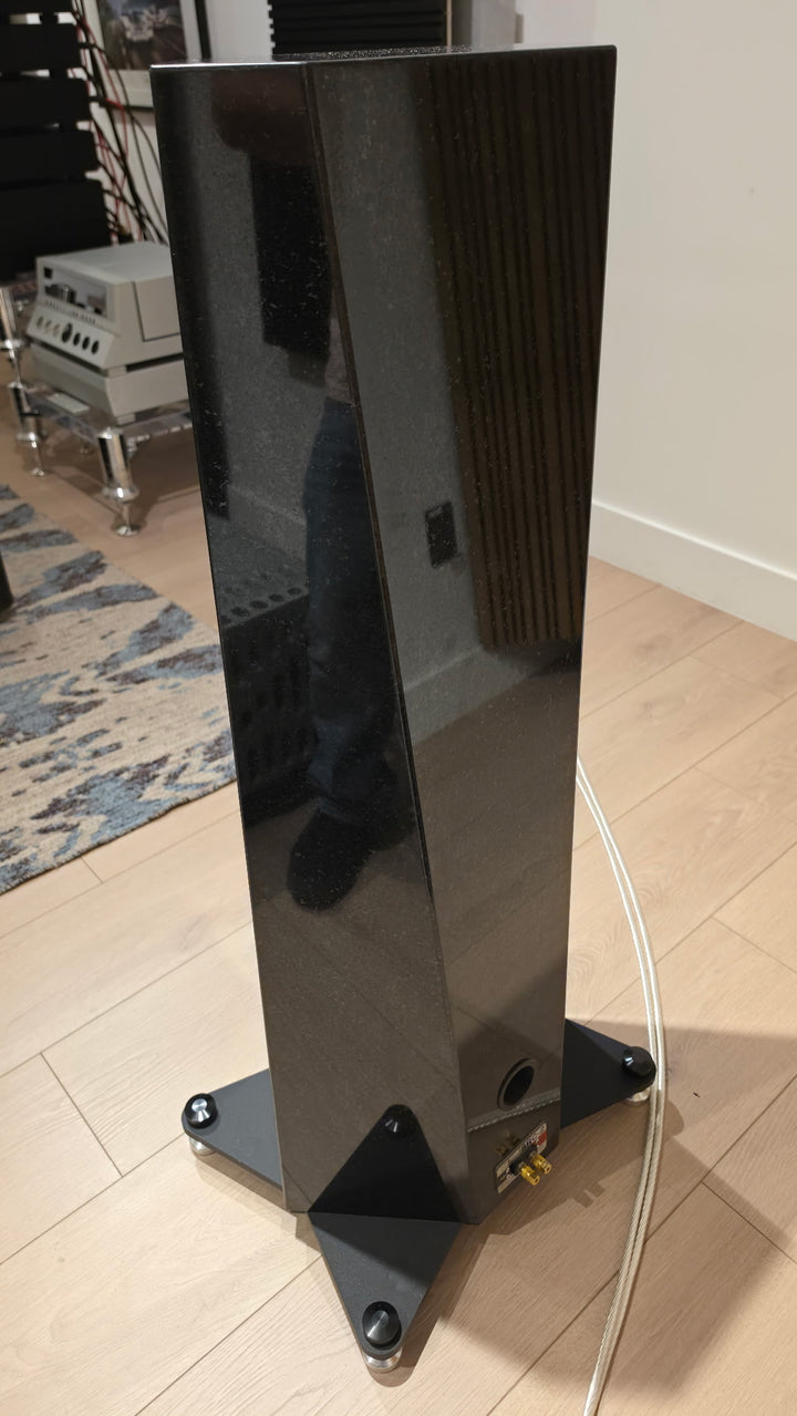 Acora Acoustics SRC-2 Full-Range Speakers in Nero Assoluto Black Granite w Crates EXCELLENT STORE DEMO