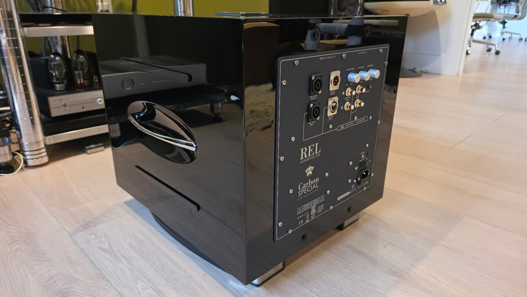 REL Acoustics Carbon Special Subwoofer in Gloss Black w Grill Serial 0516624 EXCELLENT