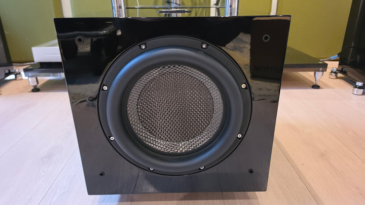 REL Acoustics Carbon Special Subwoofer in Gloss Black w Grill Serial 0517024 EXCELLENT