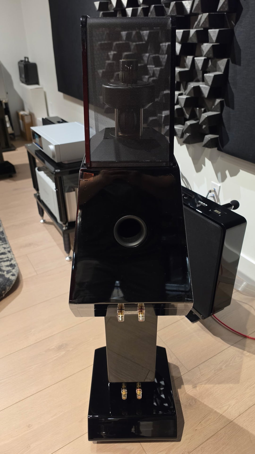 MBL Radialstrahler 120 Loudspeakers Speakers in Gloss Black EXCELLENT