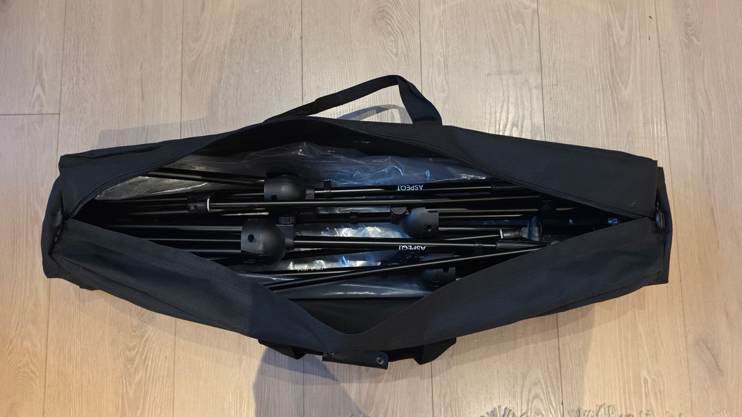 Acurus Aspeqt Microphone Kit w Flight Case & Stand EXCELLENT