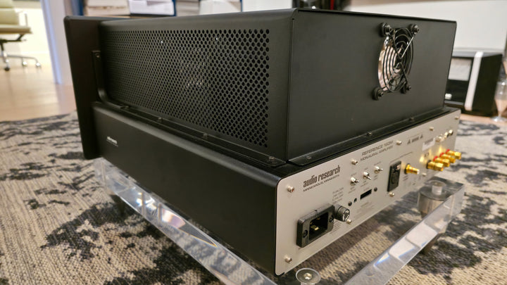 Audio Research Reference 160M Monoblock Amplifier Pair Mark I in Black Serial 53655 & 53656 EXCELLENT
