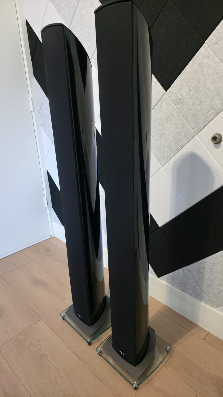 Paradigm Reference Millenia 300 Full Range Tower Speakers in Gloss Black EXCELLENT