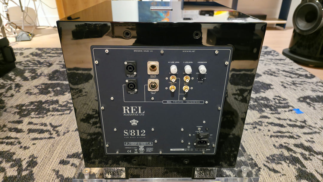 REL Acoustics S/812 S812 Subwoofer Speaker in Gloss Black Serial S8120107621 EXCELLENT