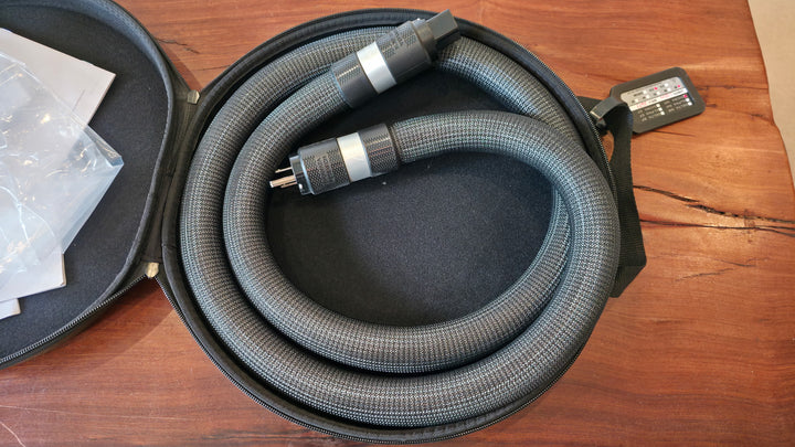 Shunyata Research Sigma NR 20A Power Cable 1.75M C19 20 Amp EXCELLENT