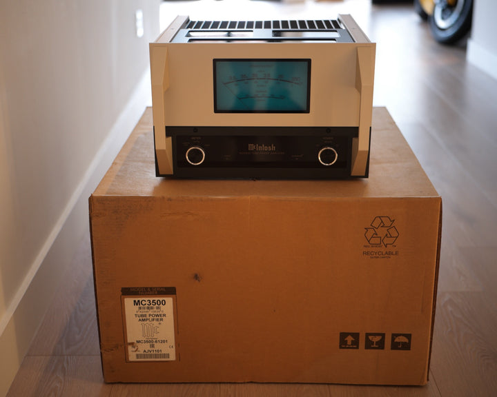 McIntosh MC3500 Monoblock Amplifier Pair with Boxes Serial AJV1100 & AJV1101 EXCELLENT