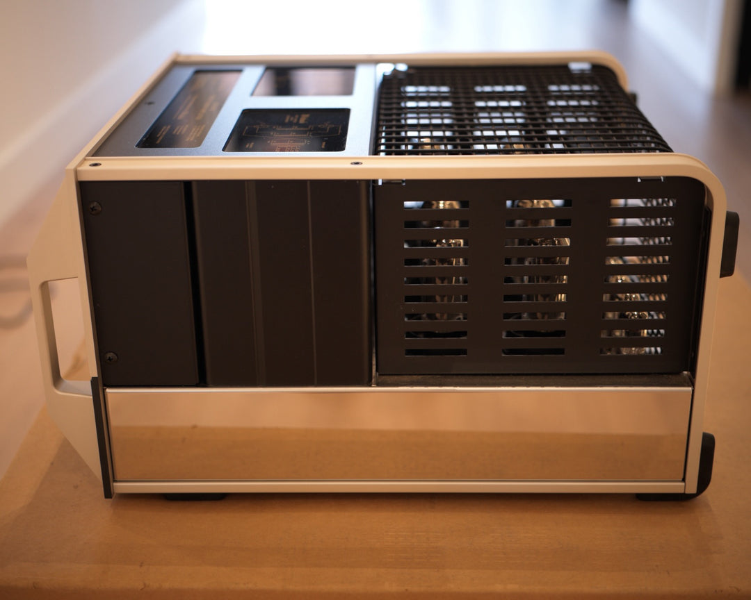 McIntosh MC3500 Monoblock Amplifier Pair with Boxes Serial AJV1100 & AJV1101 EXCELLENT