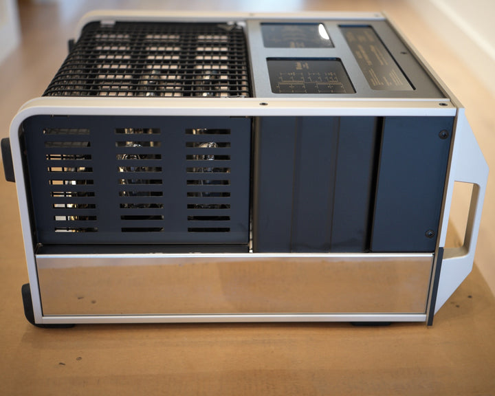 McIntosh MC3500 Monoblock Amplifier Pair with Boxes Serial AJV1100 & AJV1101 EXCELLENT