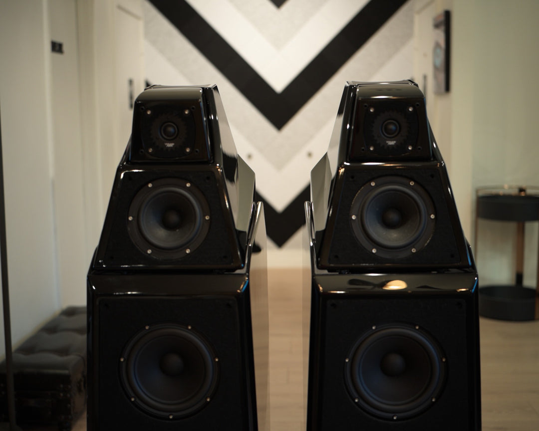 Wilson Audio Alexia 1 Full Range Speakers in Gloss Black with Crates EXCELLENT