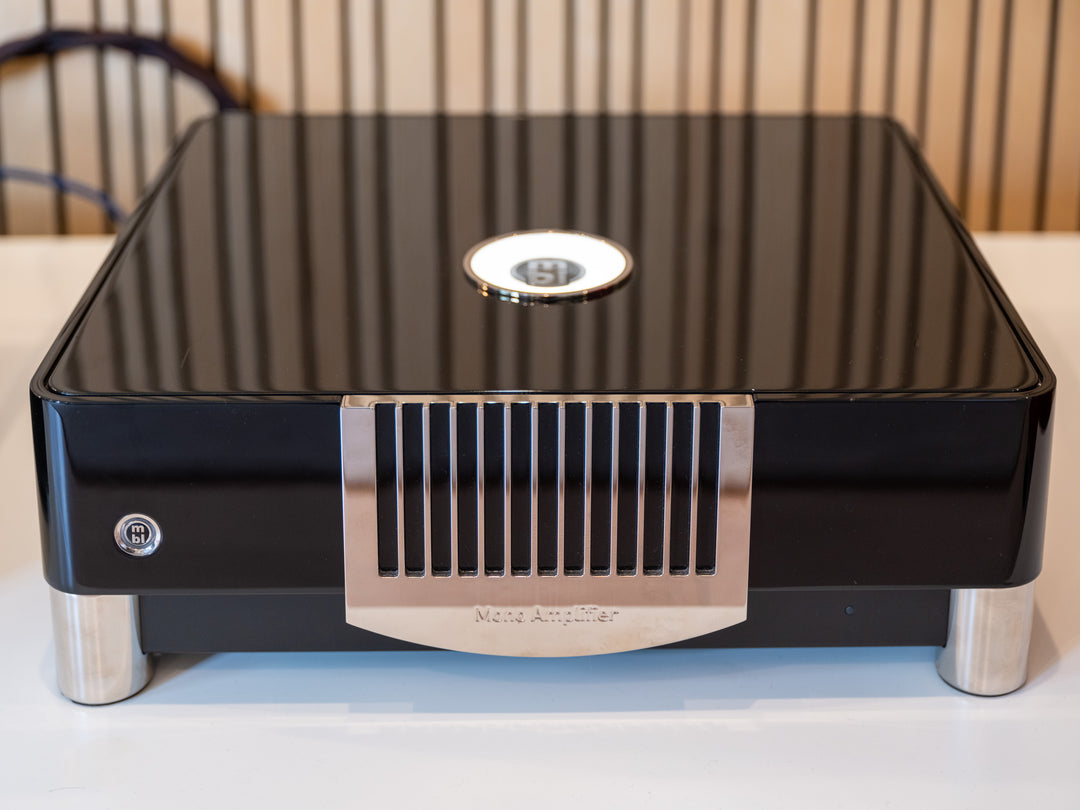 MBL N15 Noble Line Monoblock Power Amplifier Pair in Gloss Black w Box EXCELLENT STORE DEMO