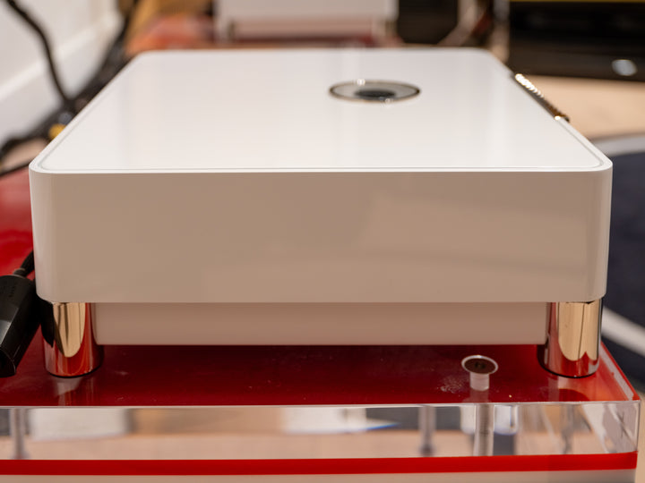 MBL N15 Noble Line Monoblock Power Amplifier Pair in Gloss White w Box EXCELLENT STORE DEMO