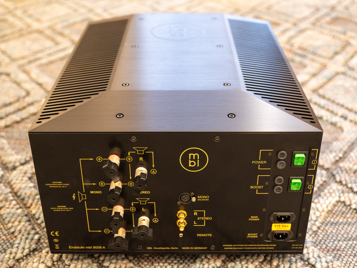 MBL 9008 A Monoblock Amplifier Pair in Black w Boxes MINT STORE DEMO