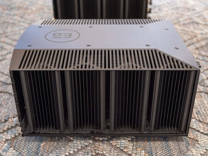 MBL 9008 A Monoblock Amplifier Pair in Black w Boxes MINT STORE DEMO