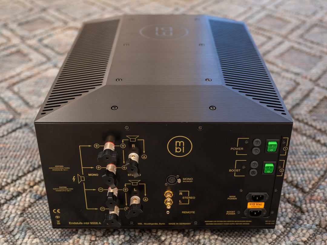 MBL 9008 A Monoblock Amplifier Pair in Black w Boxes MINT STORE DEMO