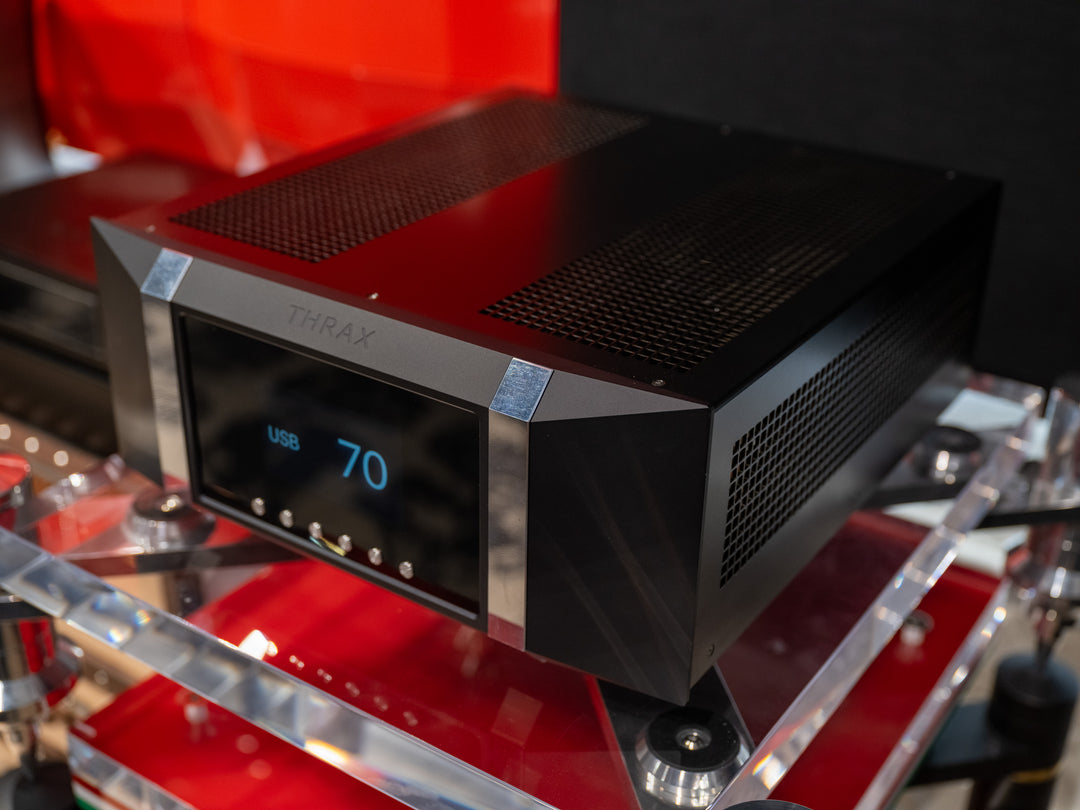 Thrax Enyo MkII Signature Vacuum Stereo Integrated Amplifier in Black w Box Serial 116113 VERY GOOD