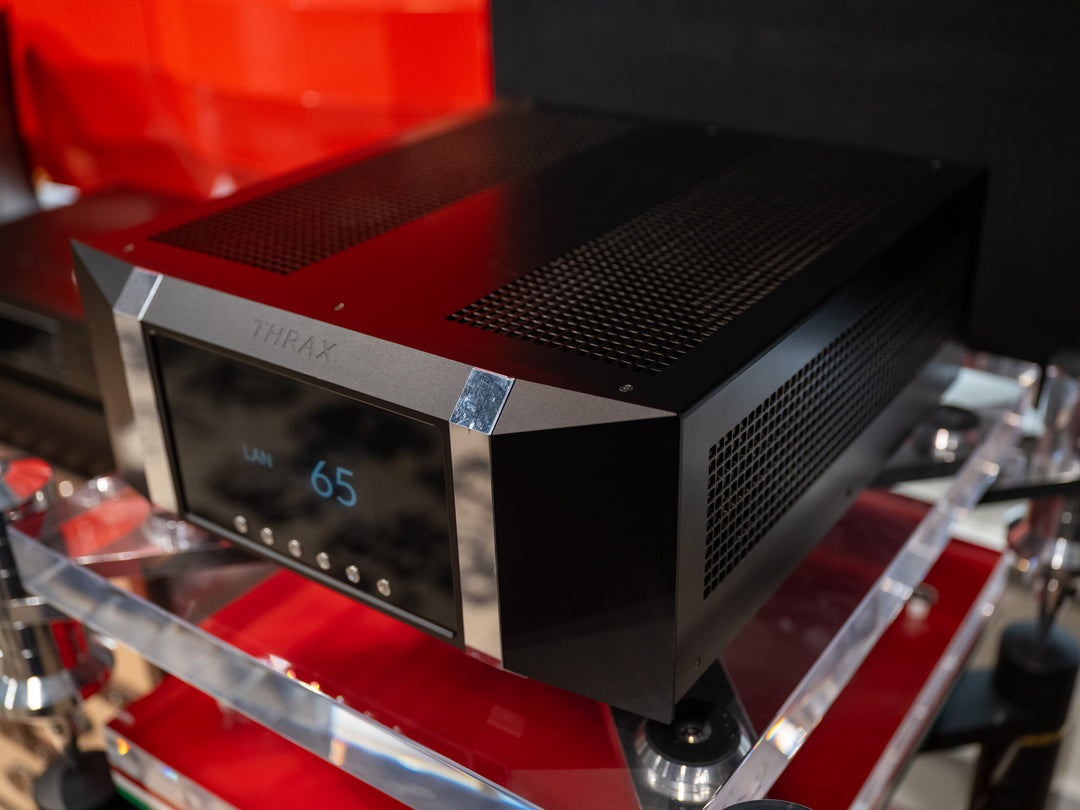 Thrax Enyo MkII Signature Vacuum Stereo Integrated Amplifier in Black w Box Serial 220129 VERY GOOD