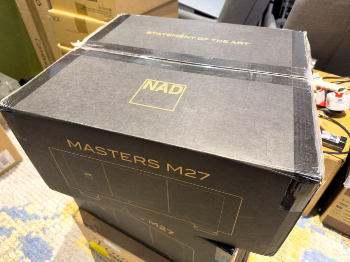 NAD Masters M27 7-Channel Surround Power Amplifier in Black & Silver SN347 EXCELLENT