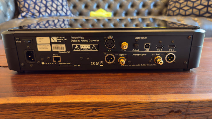 PS Audio PerfectWave DirectStream DAC and Bridge II Network Card with Box & Remote EXCELLENT