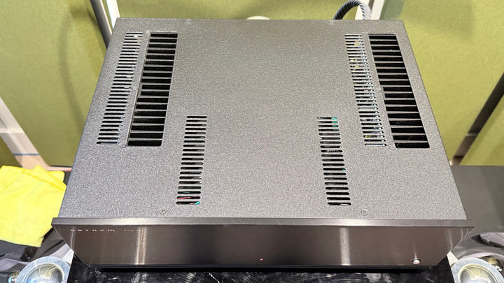 Anthem PVA 4 4-Channel Power Amplifier in Black w Box EXCELLENT