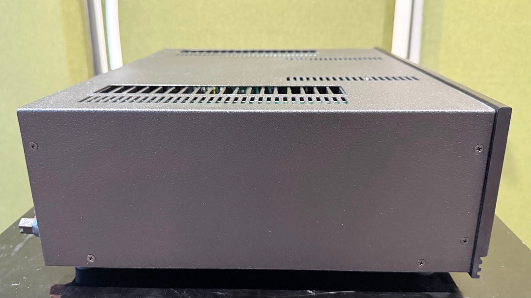 Anthem PVA 4 4-Channel Power Amplifier in Black w Box EXCELLENT