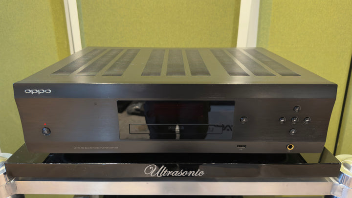 Oppo Ultra HD Blu-Ray Bluray & DVD Disc Player UDP-205 with Power Supply Upgrade and Region Free Upgrade with Remote and Box EXCELLENT