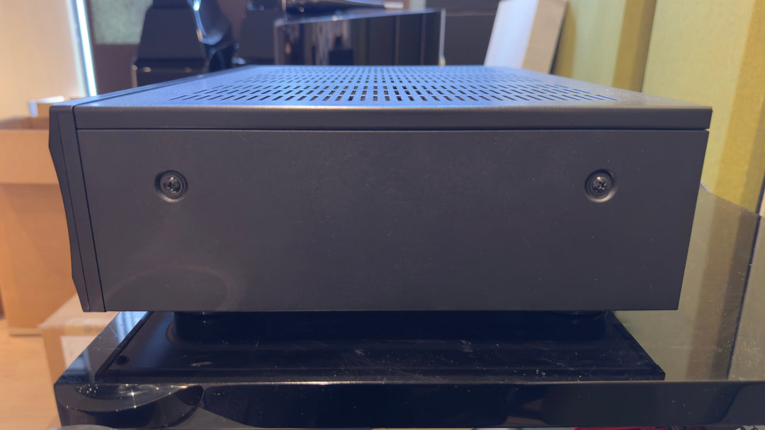 Oppo Ultra HD Blu-Ray Bluray & DVD Disc Player UDP-205 with Power Supply Upgrade and Region Free Upgrade with Remote and Box EXCELLENT