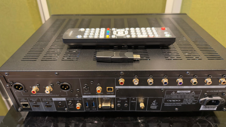 Oppo Ultra HD Blu-Ray Bluray & DVD Disc Player UDP-205 with Power Supply Upgrade and Region Free Upgrade with Remote and Box EXCELLENT