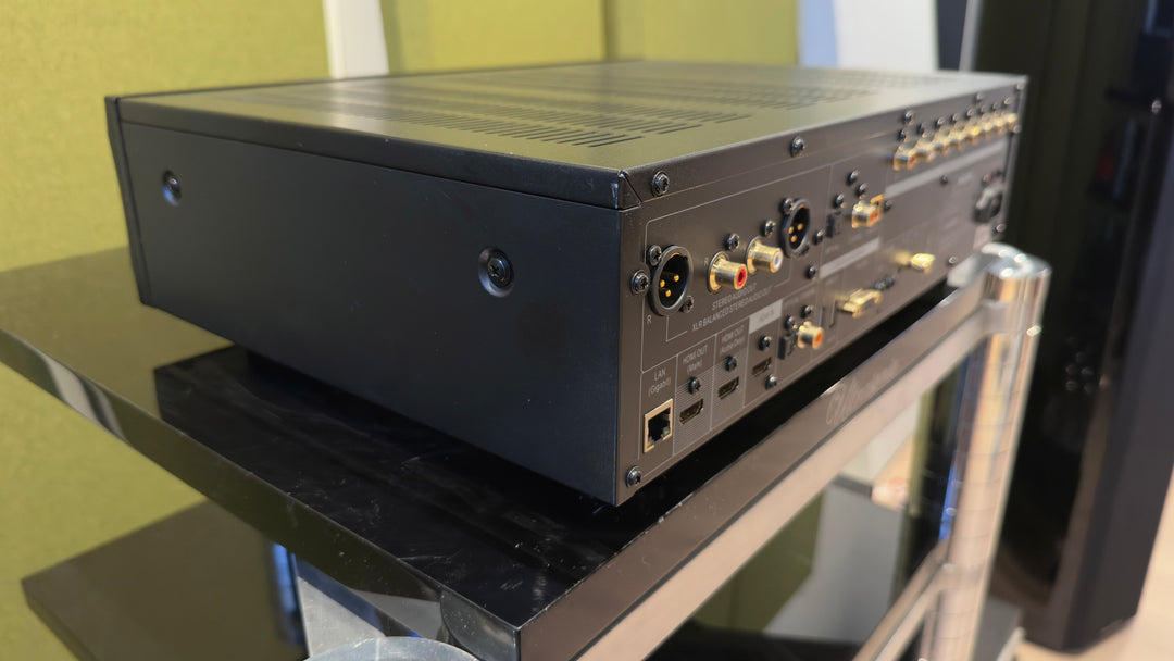 Oppo Ultra HD Blu-Ray Bluray & DVD Disc Player UDP-205 with Remote and Box EXCELLENT