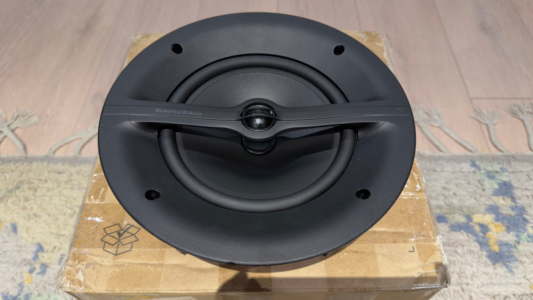 B&W Bowers and Wilkins Marine 8 Single Speaker with Grill EXCELLENT
