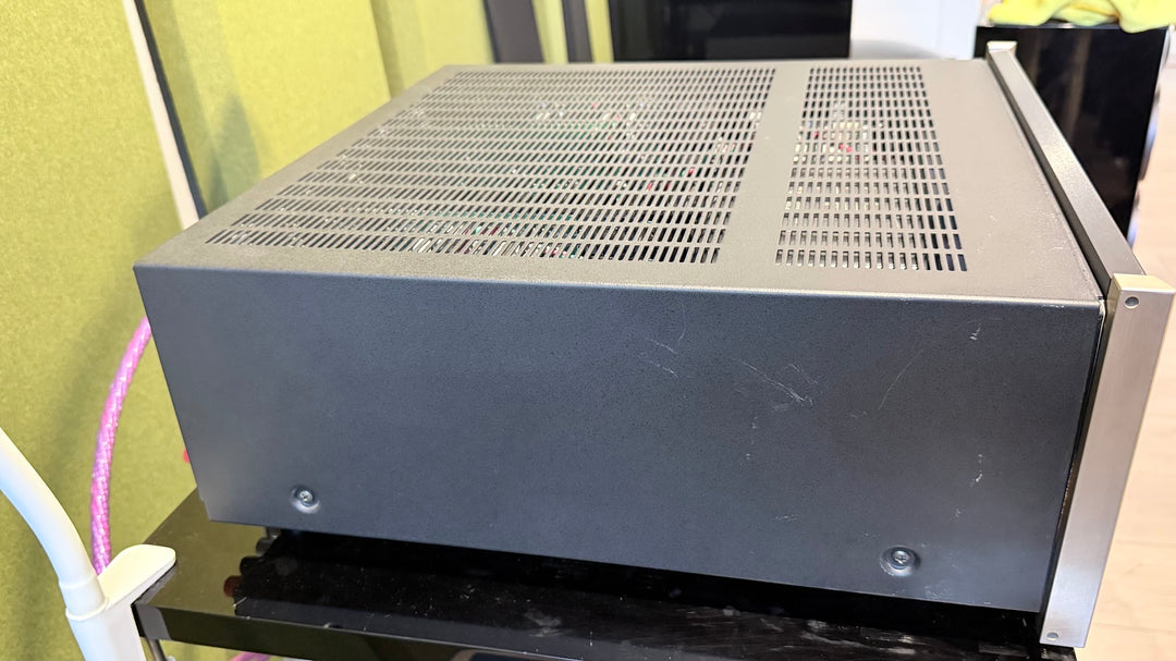McIntosh MC7205 5-Channel Power Amplifier w Box EXCELLENT