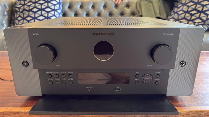 Marantz AV10 Home Theather Preamplifier in Black EXCELLENT