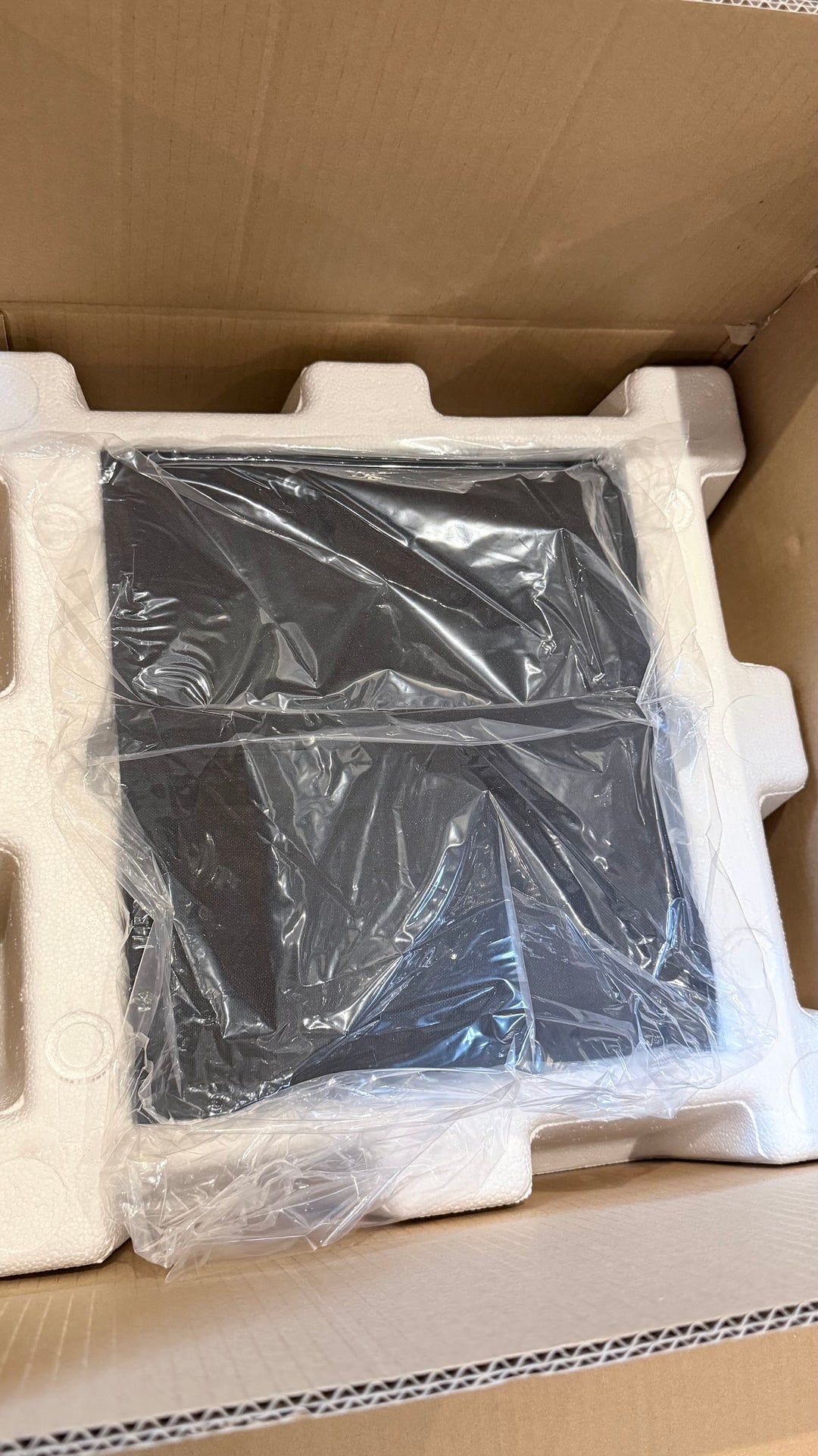 REL Acoustics HT/1003 MKII Subwoofer in Gloss Black w Box EXCELLENT