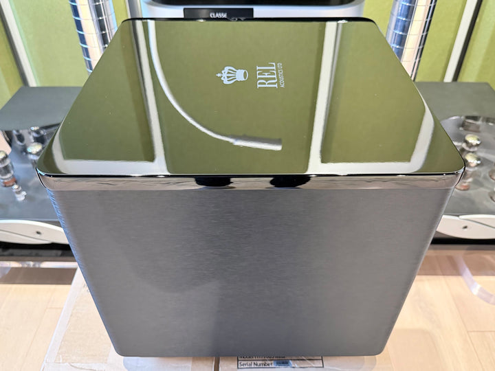 REL Acoustics HT/1003 MKII Subwoofer in Gloss Black w Box EXCELLENT