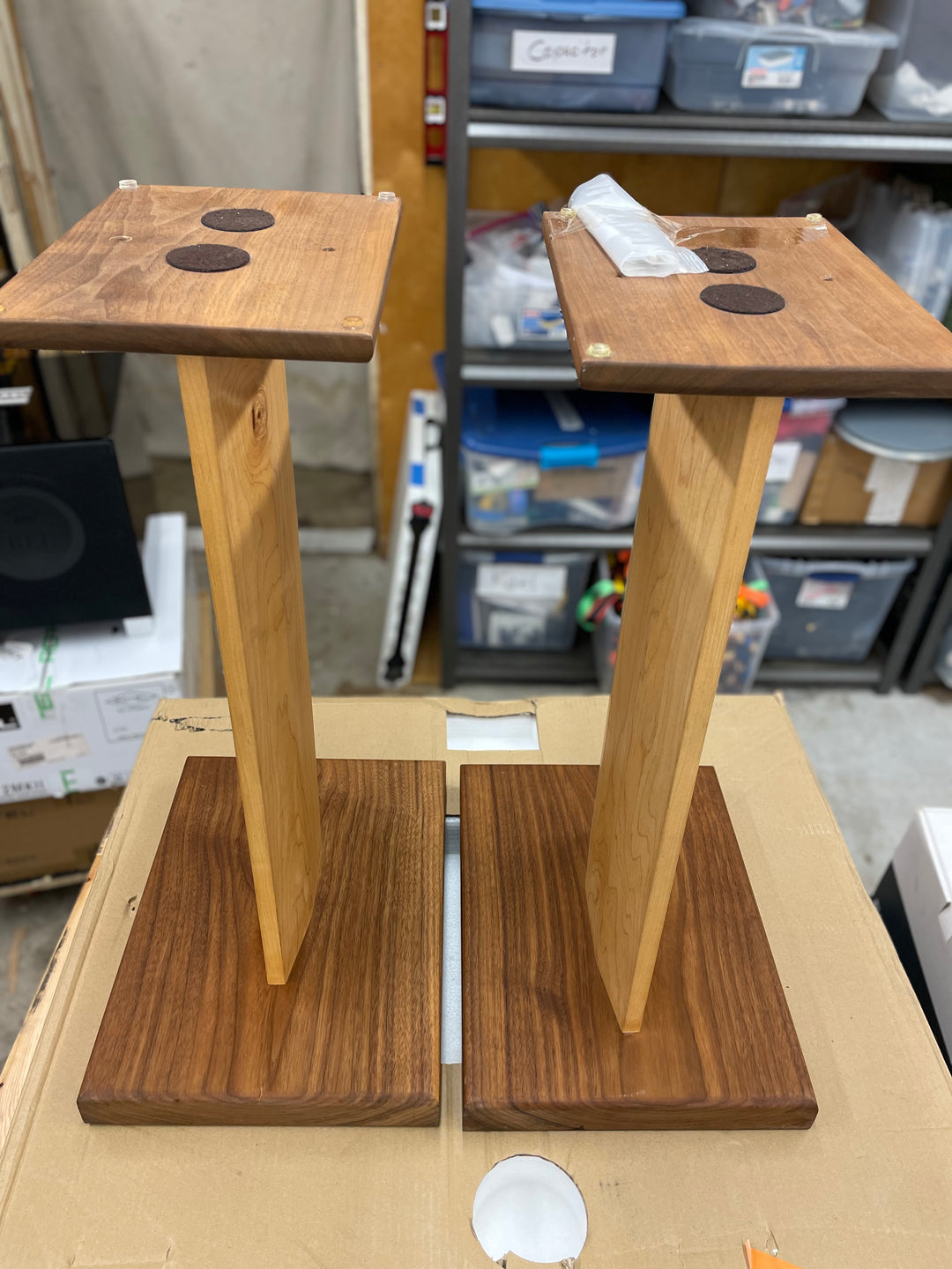 dc10audio Walnut Bookshelf Speaker Stands EXCELLENT