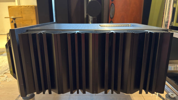 Genesis Stealth B-200 Integrated Power Amplifier in Black EXCELLENT