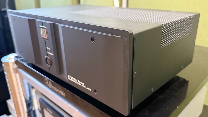 ATI AT500nc Series Class D AT542NC Amplifier in Black EXCELLENT