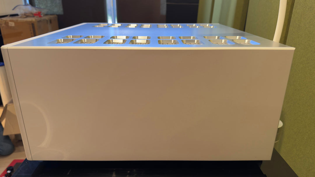 Luxman M-900u Stero Power Amplifier in Silver with Box EXCELLENT