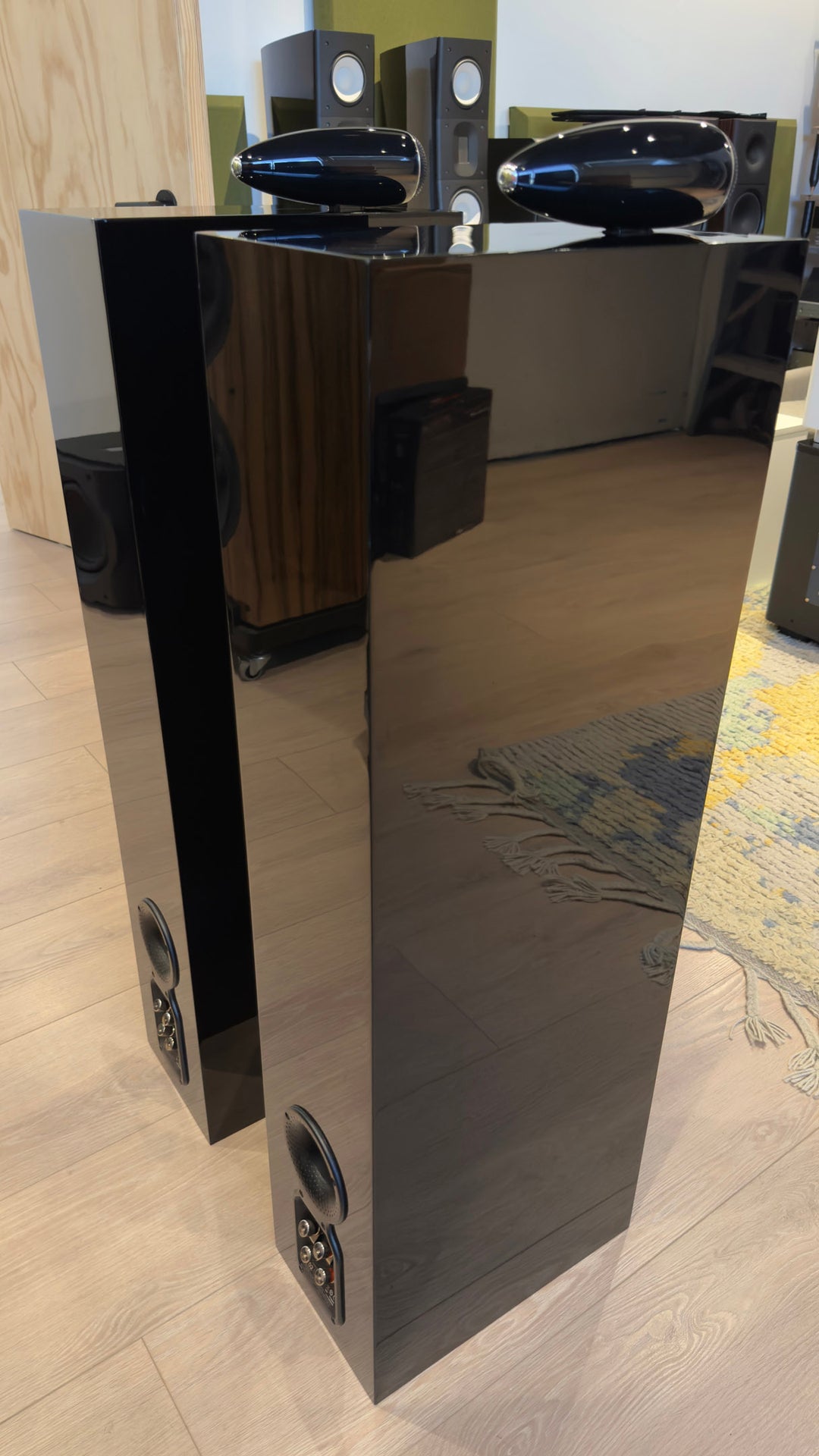 B&W Bowers & Wilkins 702 S2 Full Range Speakers Gloss Black EXCELLENT