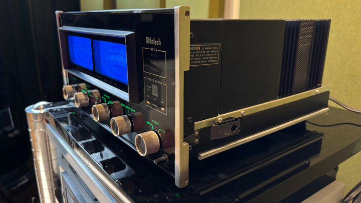 McIntosh MC2255 2-Channel Solid State Stereo Power Amplifier EXCELLENT