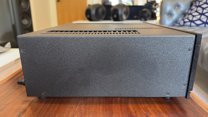 Anthem PVA4 4-Channel Solid State Amplifier in Black EXCELLENT