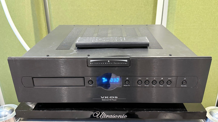 Balanced Audio Technology VK-D5 6 Tube CD Player in Black VERY GOOD