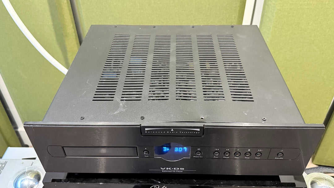 Balanced Audio Technology VK-D5 6 Tube CD Player in Black VERY GOOD